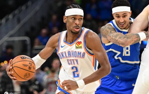 亚历山大31+8字母空砍三双 雷霆复仇雄鹿取3连胜