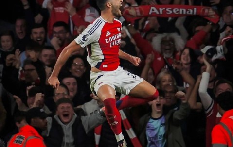 1-0！擅打硬仗，解决中锋问题，对这样的阿森纳，皇马欧冠卫冕悬