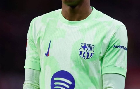 巴萨4-2马竞，西甲积分榜更新，榜首易主，前二同分！