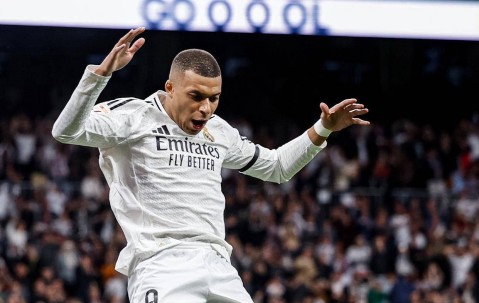 姆巴佩超C罗，再进5球争皇马第一；金球奖何时触手可及？