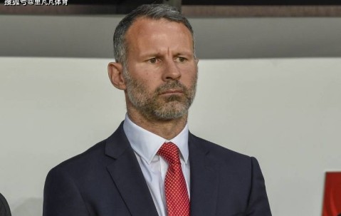 一日英超动向：阿莫林“等不及”猛追库尼亚，B费比萨拉赫更配MVP