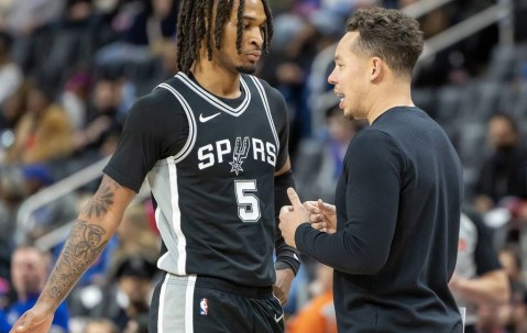 官方新秀榜：卡斯尔依旧领跑 状元榜眼分列二三位