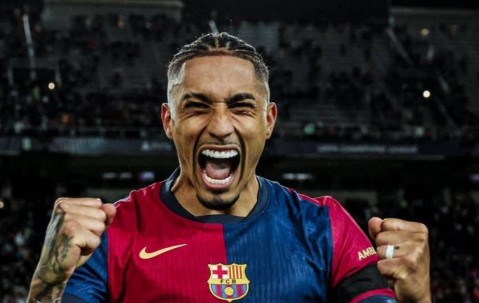 拉菲尼亚领跑金球排行榜！对标姆巴佩，萨拉赫掉队，巴萨短板太大